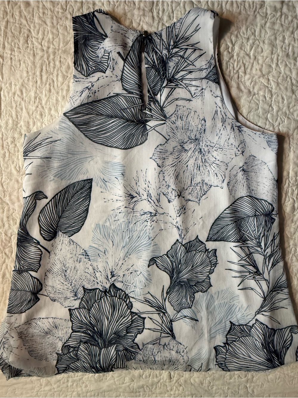 Vince Camuto, Blue Floral Hues sleeveless top - Picture 3 of 7